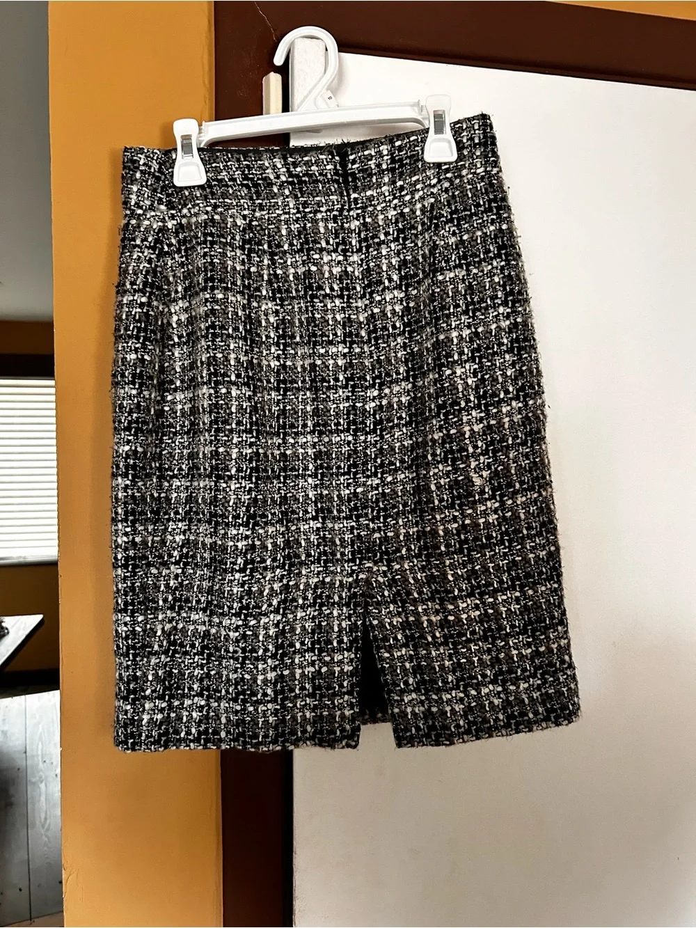 Banana Republic Factory Tweed Pencil Skirt 00P Black White Mini Skirt